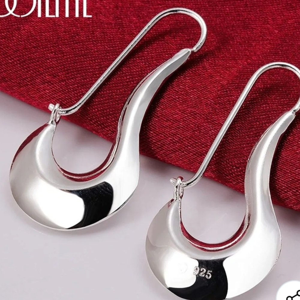 New 925 Sterling Silver Hook-Hoop Earrings